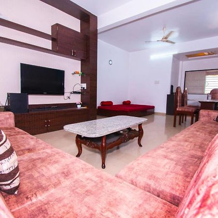 Silver Pearl Hill Villa ロナバラ エクステリア 写真