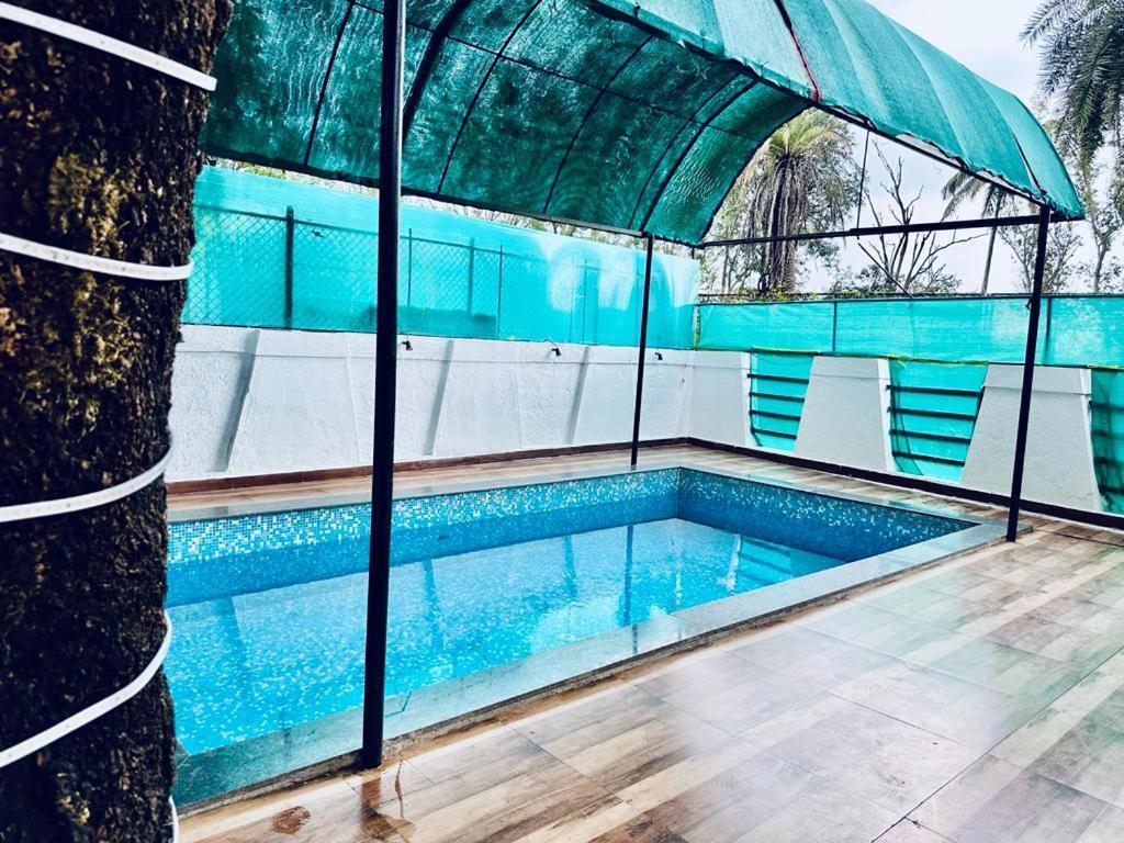 Silver Pearl Hill Villa ロナバラ エクステリア 写真